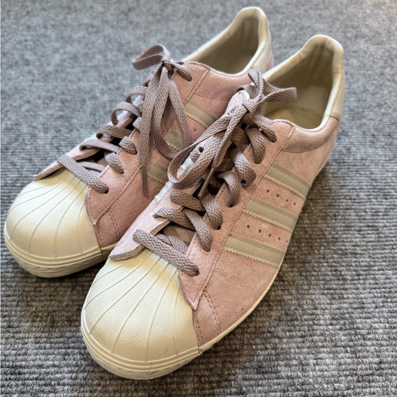 Adidas Men’s Superstar Suede Soft Pink and White Sneakers size 10.5 US - Picture 1 of 6